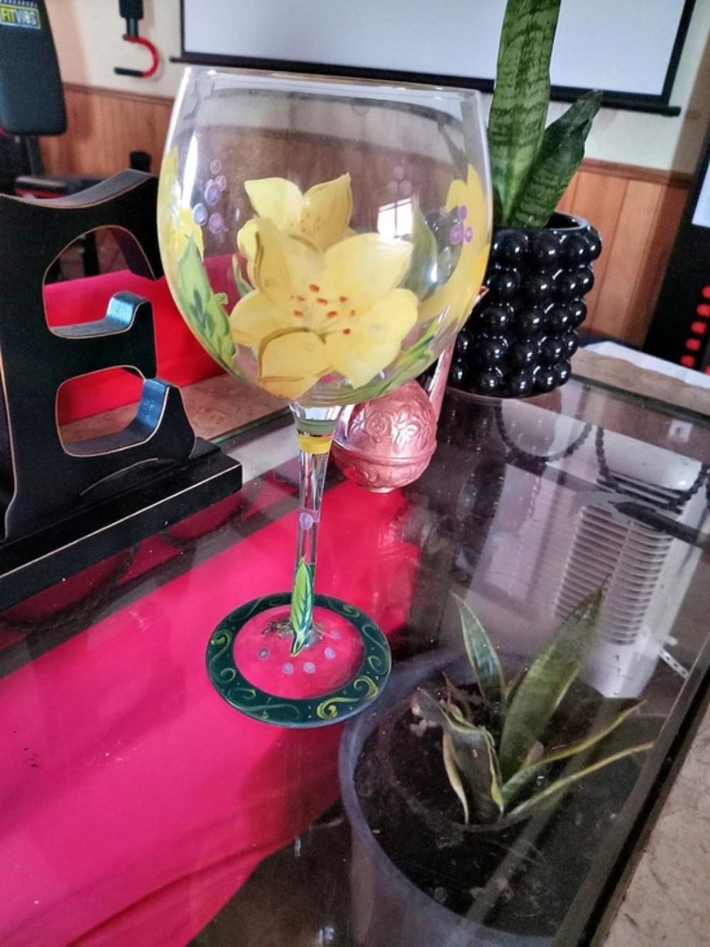 Hand-Painted Floral Wine Glass - Green & Yellow